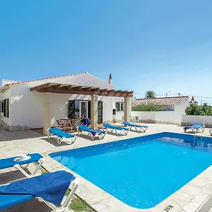 Ingrid Cala En Porter (Menorca)